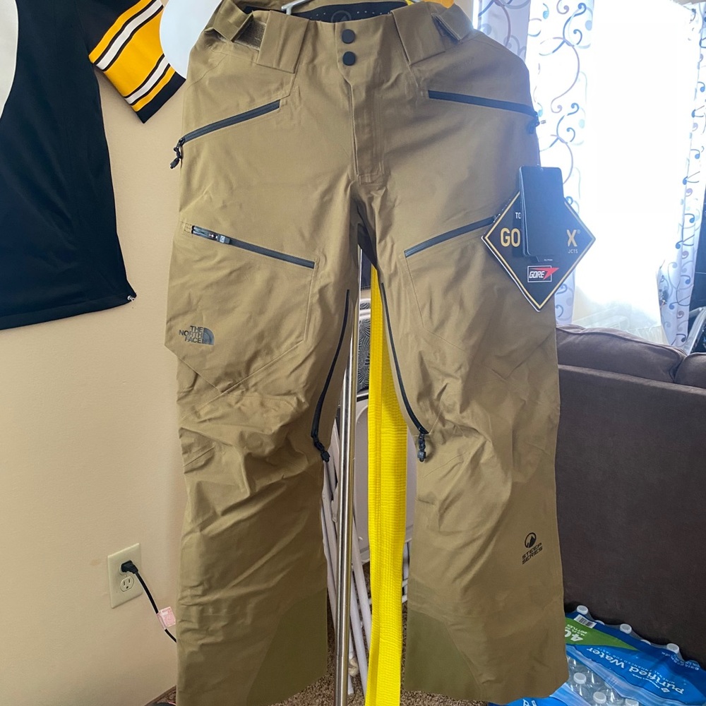 The North Face GoreTex Women Pants